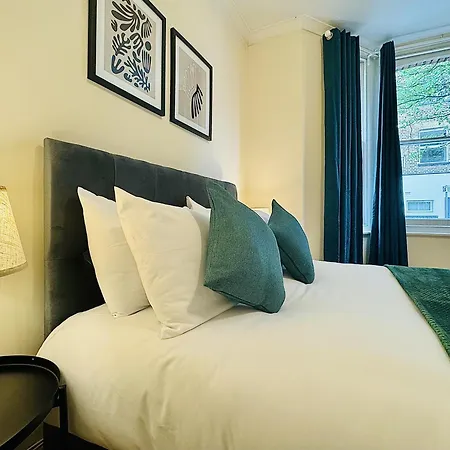 Falcon - 2 Bedroom Ground Floor Flat In Central London Exterior photo